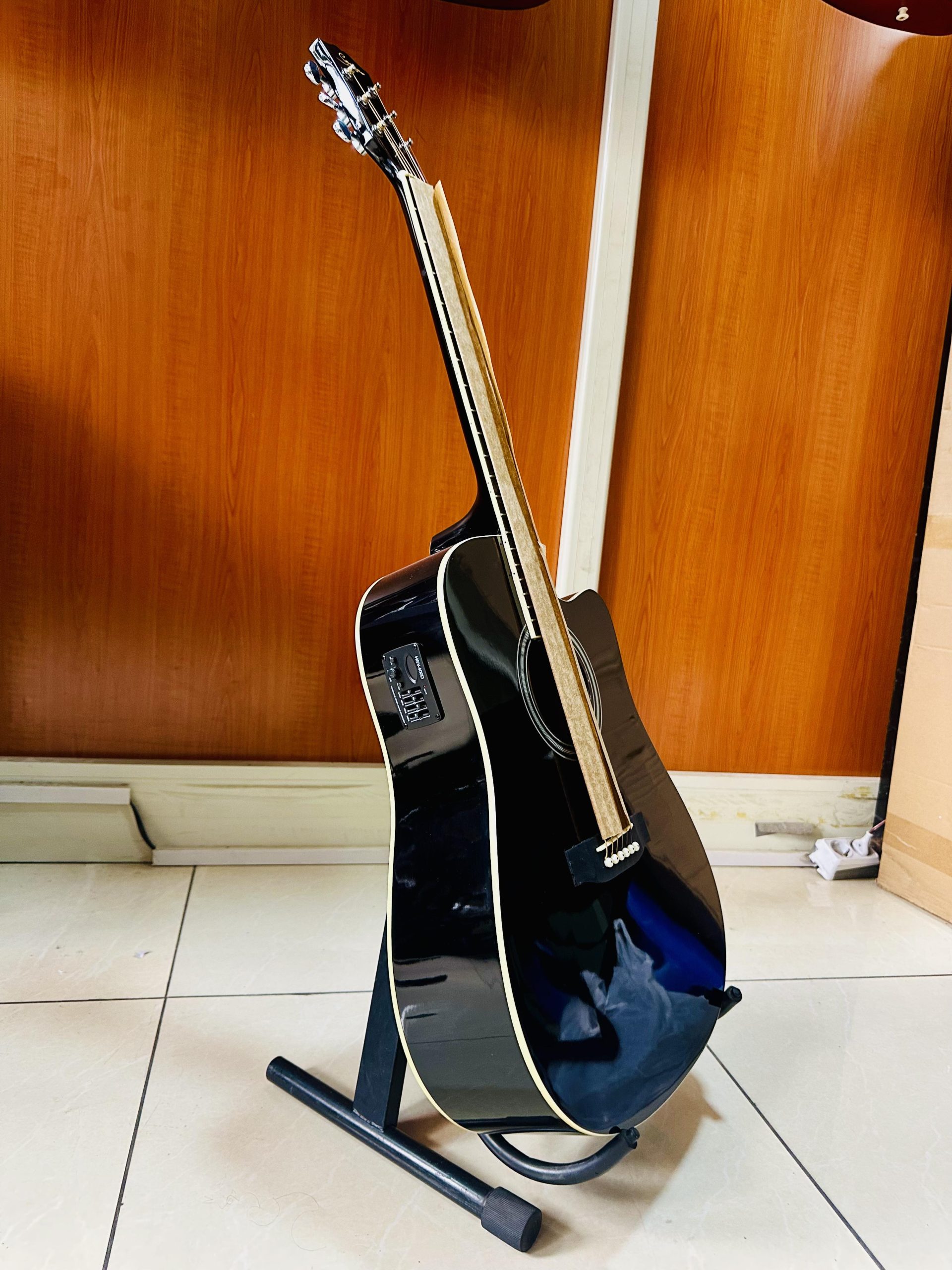 Sniger Semi Acoustic Guitar in Addis Ababa Ethiopia by Octave Music Store all in one Music Instrument Store in Addis Ababa Ethiopia