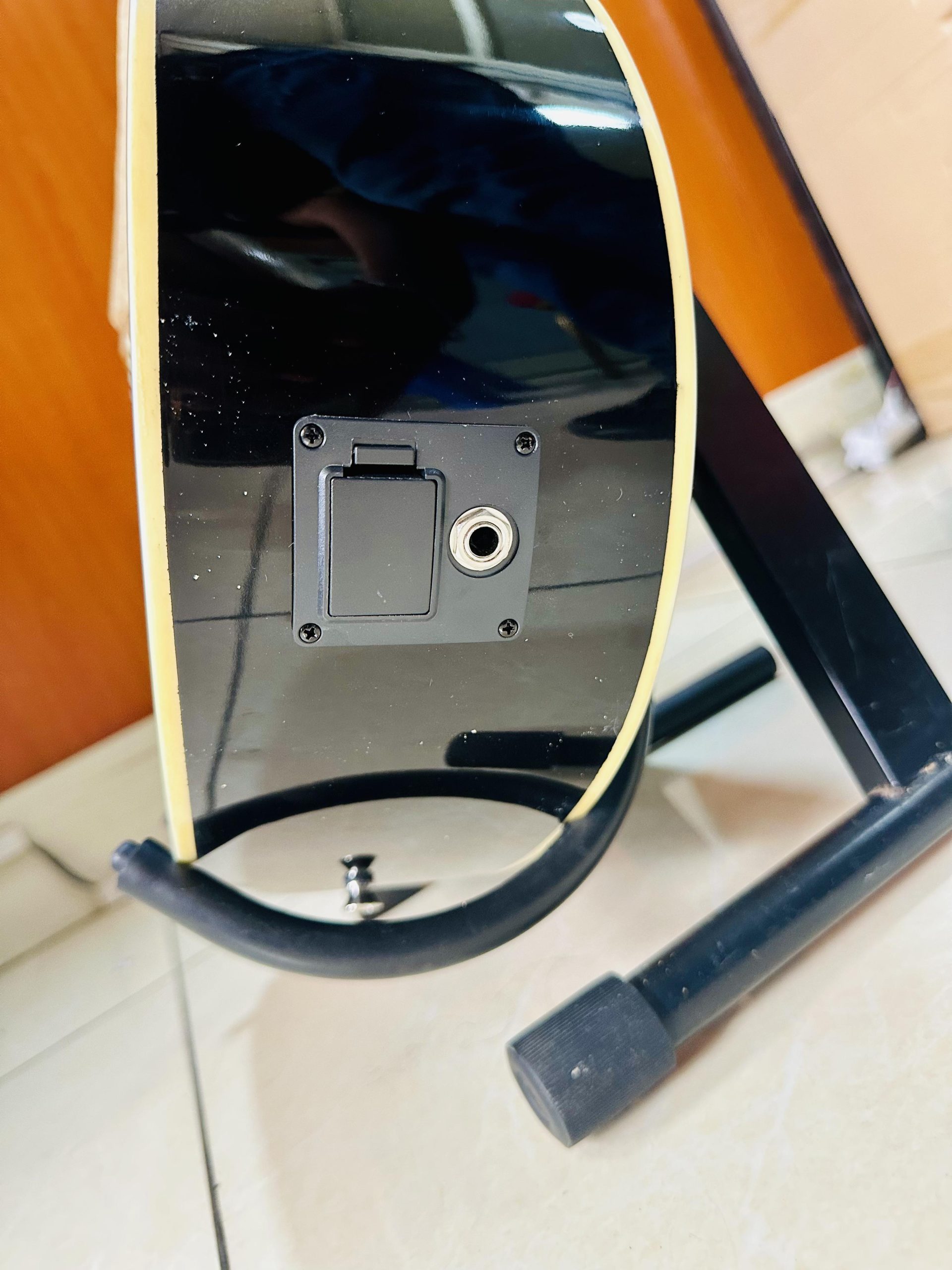 Sniger Semi Acoustic Guitar in Addis Ababa Ethiopia by Octave Music Store all in one Music Instrument Store in Addis Ababa Ethiopia